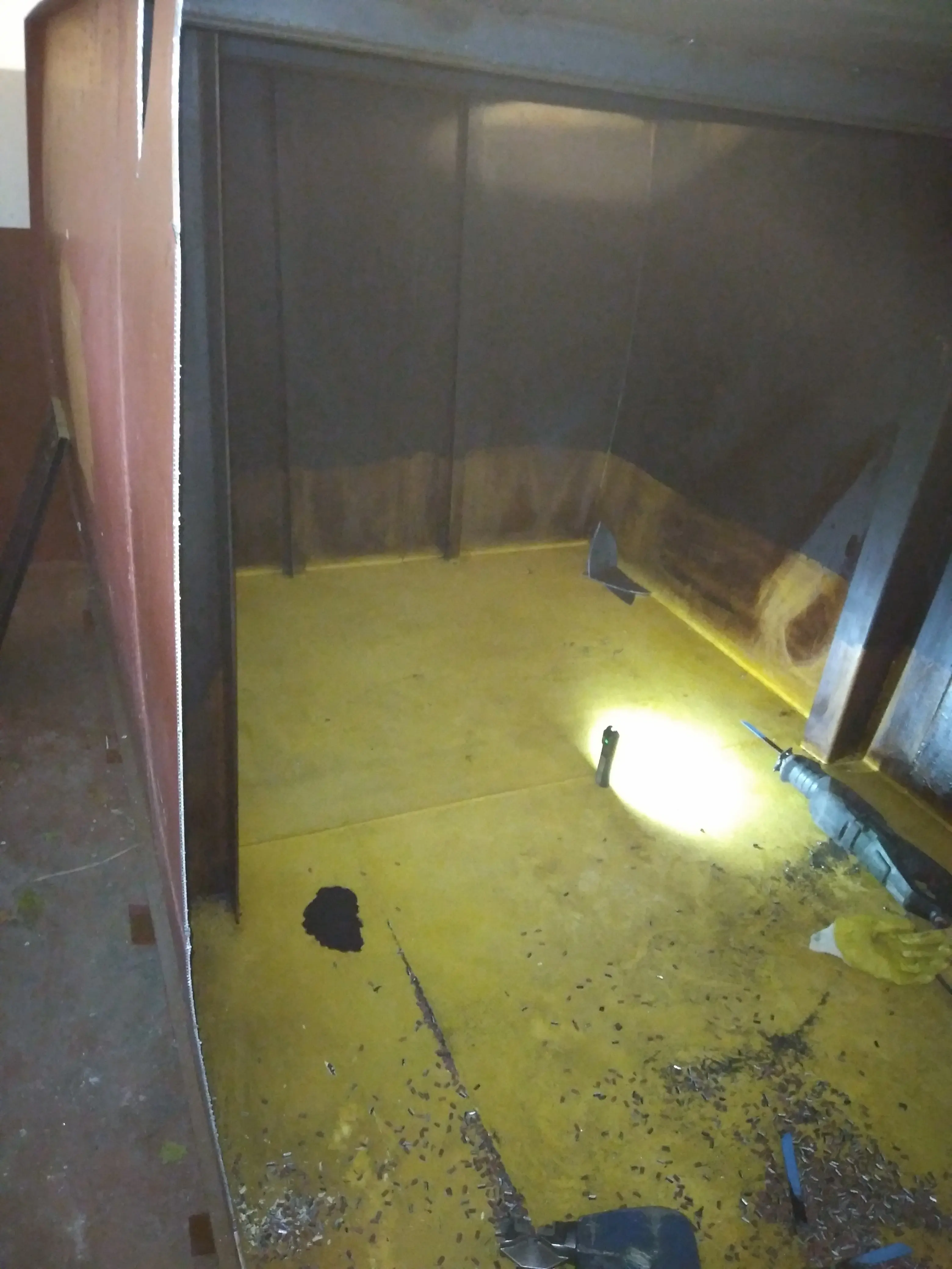 Demontage 10.000 Kellertank – MAR-Tankservice